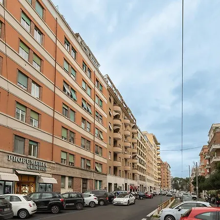 Tiffany's Flaminio Apartment